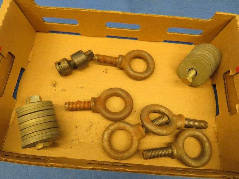 Heavy-duty eye bolts