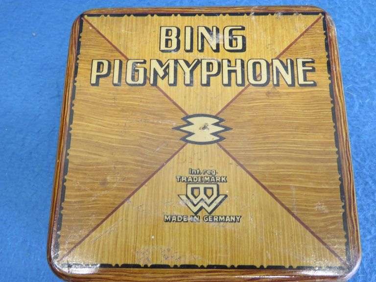 Bing Pigmy phonograph - Germany, works