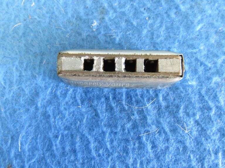 Borrah Minevitch Baguette 1 3/8" miniature harmonica