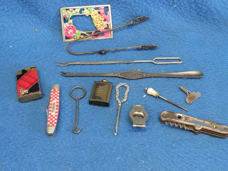 Buttonhooks, Purnia pocket knife, Cunard Steamship Co lobster fork, and more