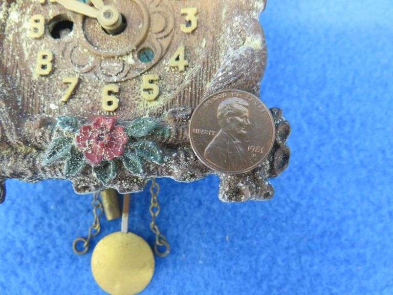 Keebler Co clock
