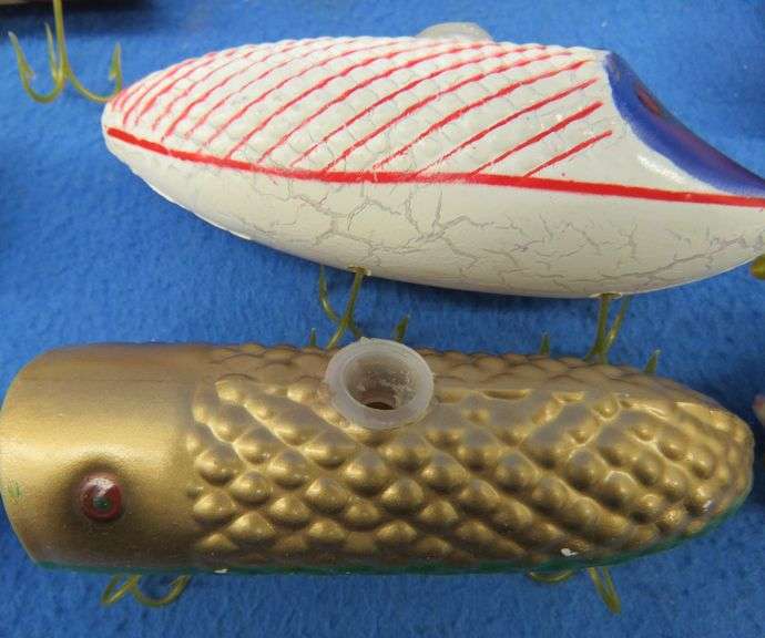 Decorative plastic fishing lures for a string of lights (not included)
