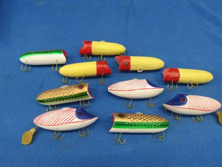 Decorative plastic fishing lures for a string of lights (not included)