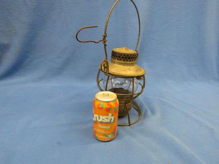 Dressel lantern from the Great Northern Railroad
