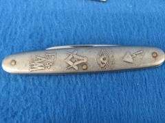 Nice collectible pocket knives including a Colonial with advertising, Lunawerk Germany Masonic-theme