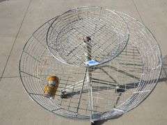 Rolling wire stand