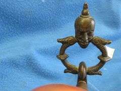 Antique 7159B Rembrandt Genie cast iron lamp with globe