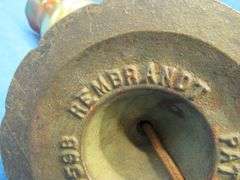 Antique 7159B Rembrandt Genie cast iron lamp with globe