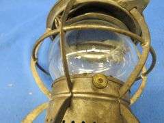 Dressel lantern from the Great Northern Railroad