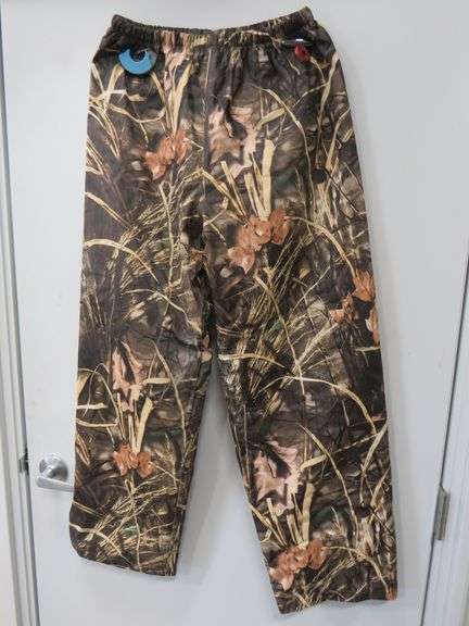Stearns "Dry Wear" waterproof pants.  Expandable waist.  Length 44".