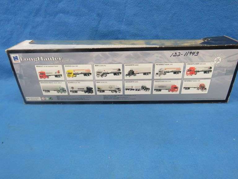 NewRay Long Hauler Collection Kenworth W900 model