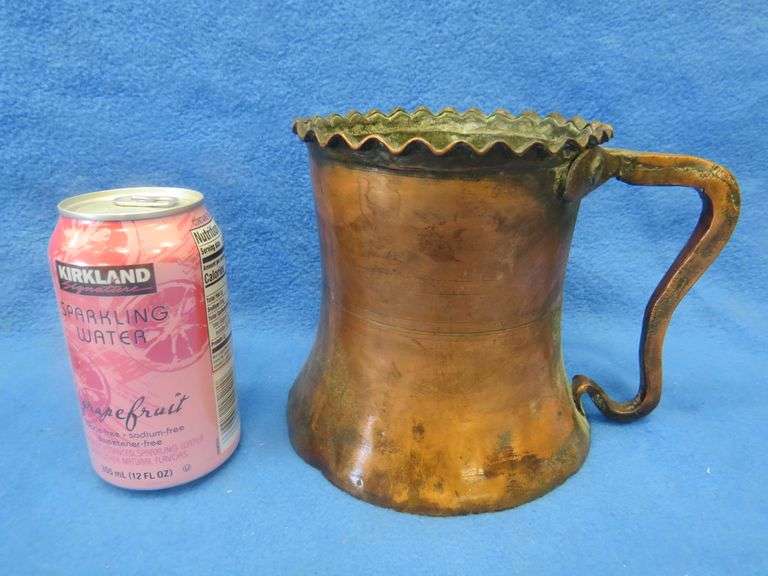 Large copper mug, small office lamp, and a dental-themed mechanical bank from Taiwan