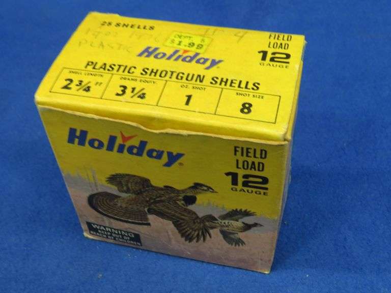 25 Federal 6 & 8-shot 12-gauge rounds in a vintage Holiday box with art design by Les Kouba