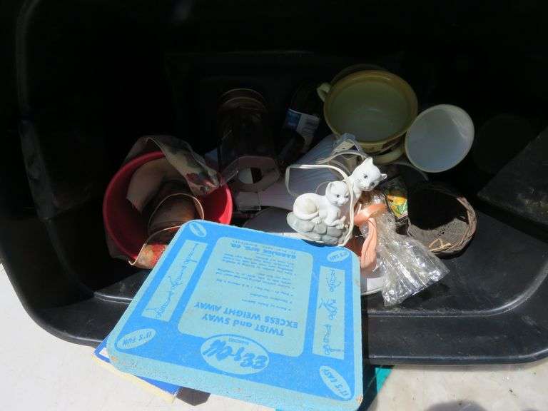 Vintage coffee grinder, driver set, tote, and more