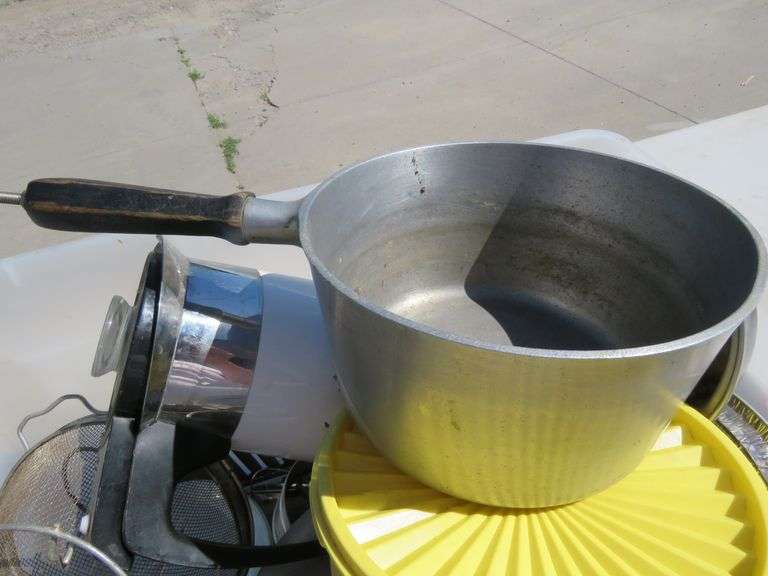 Covered aluminum sauce pan, tote,  and more