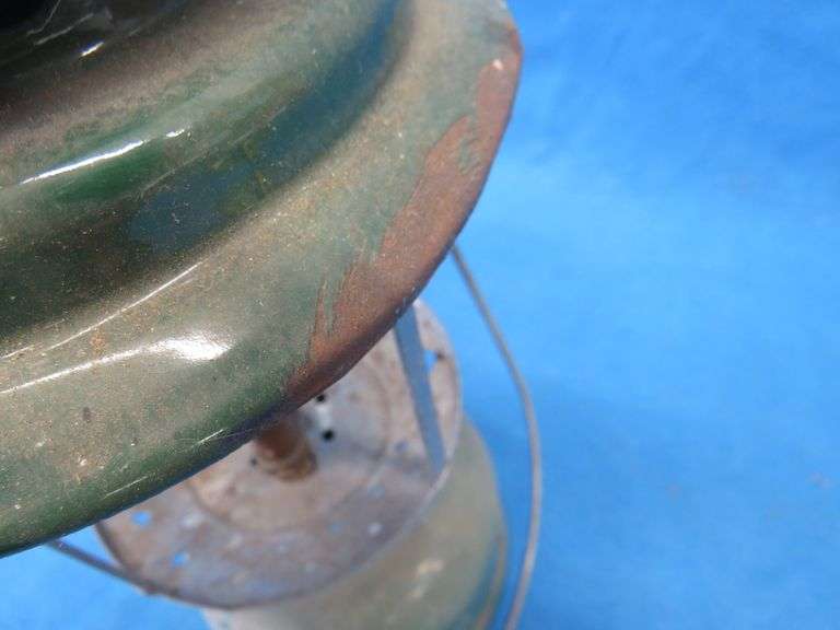 1968 Coleman 220F double-mantle lantern with no globe
