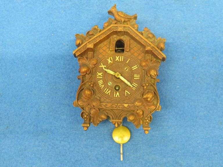 Two Lux and one Keebler "Bobbing Bird" clocks for parts or repair