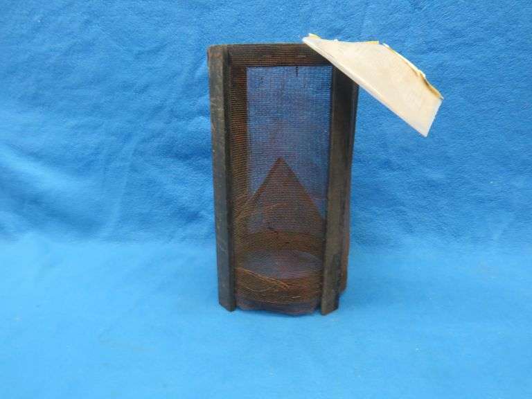 "Sur-Katchem" antique fly trap with original instructions.  Not an original door.
