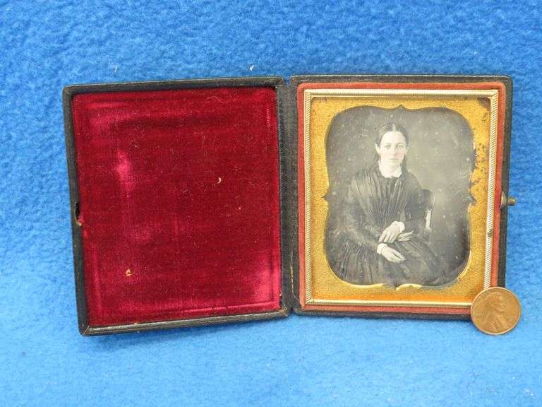 Tintype photo in original case