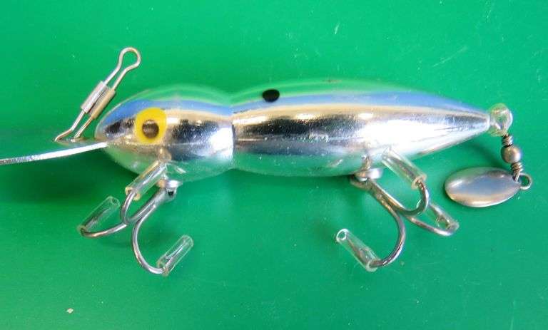3 1/4" Whopper Stopper, Inc Magnum Hellbender in the box