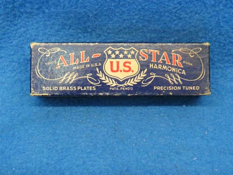 Harmonic Reed Co. All-Star 10-hole diatonic harmonica.  Sounds great.  Has some surface rust.