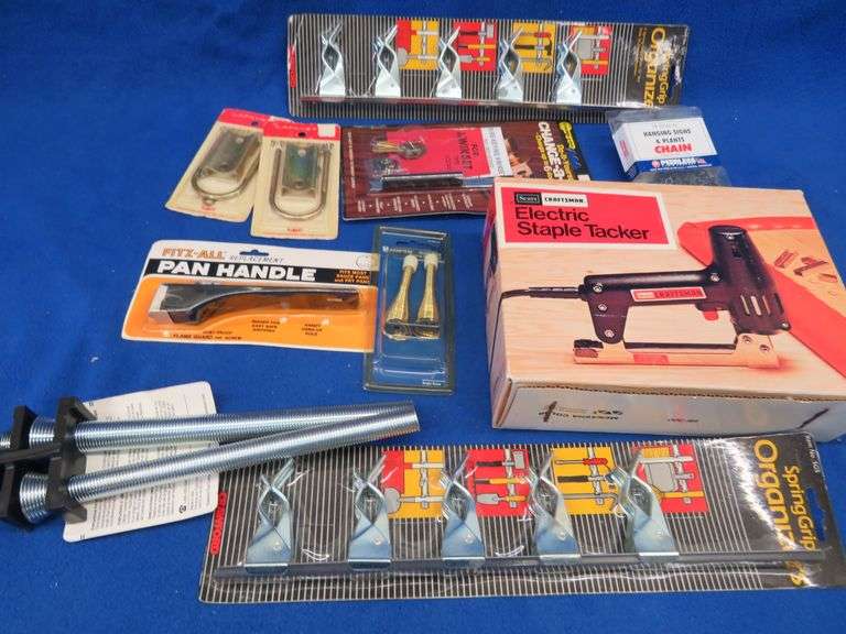 Mixed bag of handy items to have around the house or garage