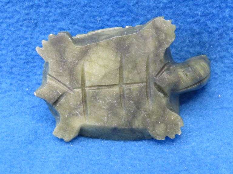 Serpentine Turtle and an Orca Agate Flame.  Total weight of .97 lb.
