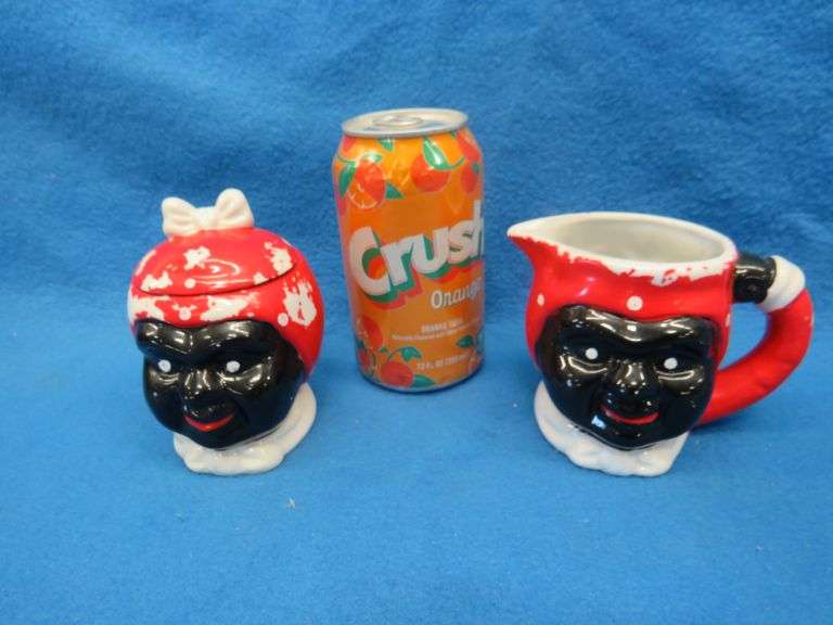 Aunt Jemima cookie jar, S & P, and cream and sugar set