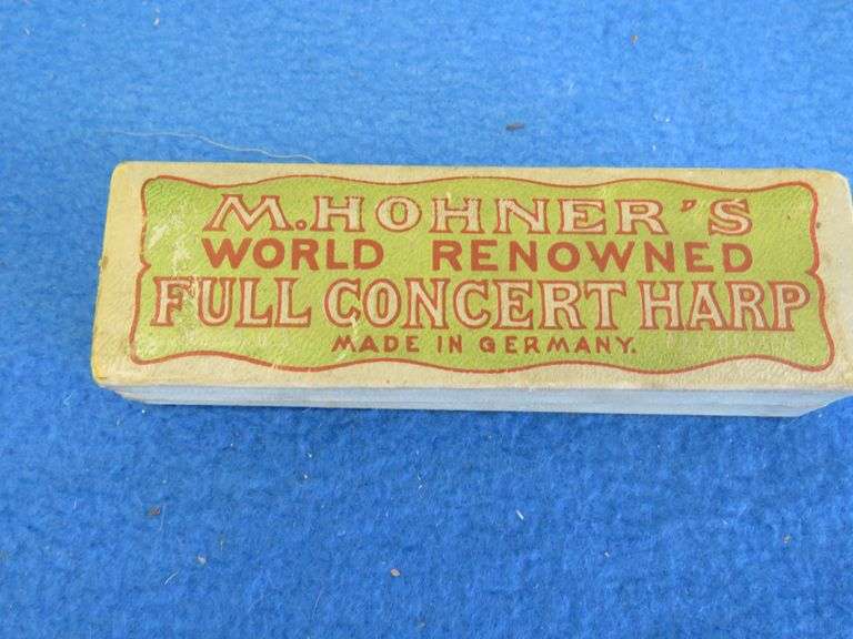 Horner's world-renowned full concert harp in a key of G, page 269