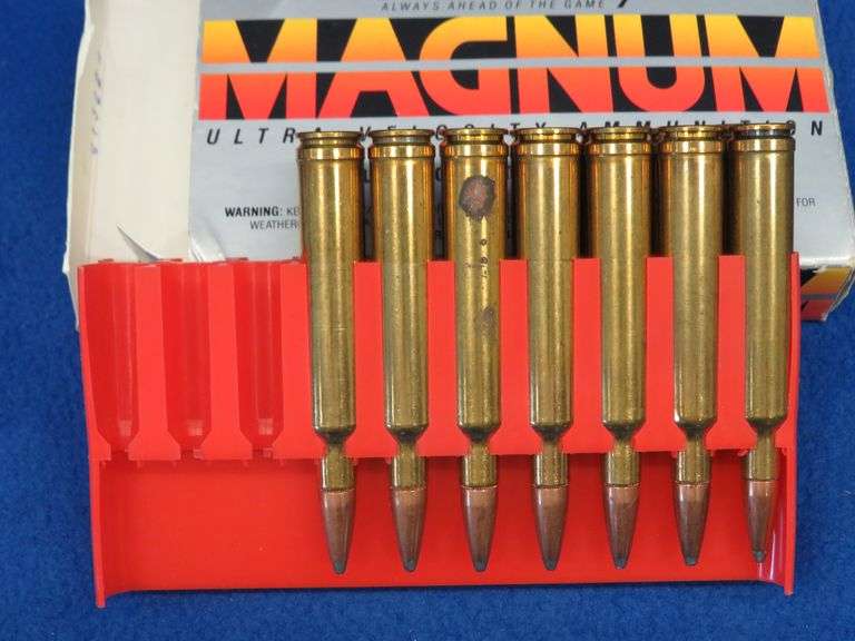 14 Weatherby 300 Weatherby Magnum rounds