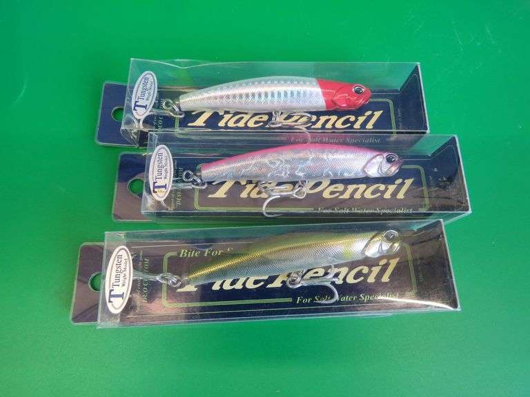 Three NIP 3 1/2" Tide Pencil baits