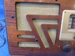 Philco 40-155 table-top tube radio.  Untested.
