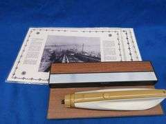 Sears electric carving knife and four placemats with historic Minnesota landmarks