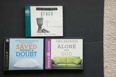 Large Collection of Contemporary Christian Music CDs & Cassettes.