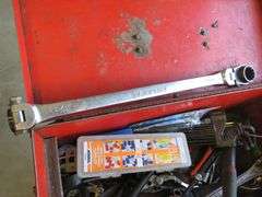 Large lot of mechanics tools including ratcheting gear wrenches from MATCO, Craftsman sockets and ra