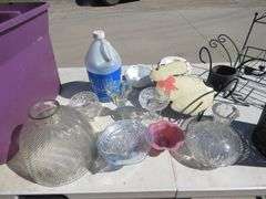 Garage sale starter kit and tote