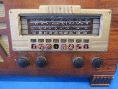 Philco 40-155 table-top tube radio.  Untested.