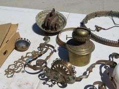 Hanging oil lamp with prisms. Untested.