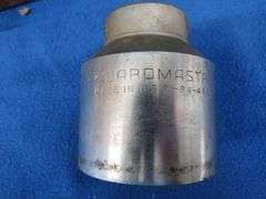 3/4" drive socket set with up to 2 1/4" sockets and extensions