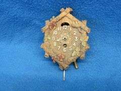 Three Keebler and one unknown clocks for parts or repair