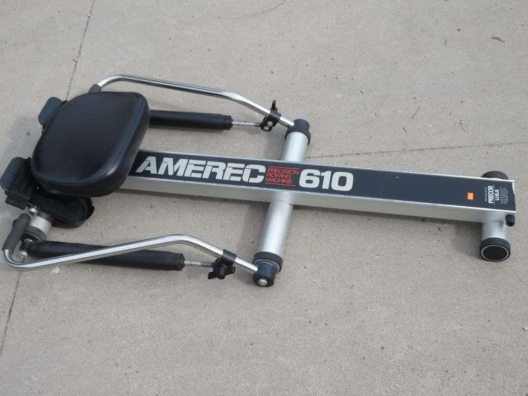 Electric Rower Procor Precor USA Amerec 610 rowing machine. Looks like it works fine - AAA ...