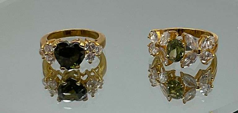 2 Gold toned Fashion rings