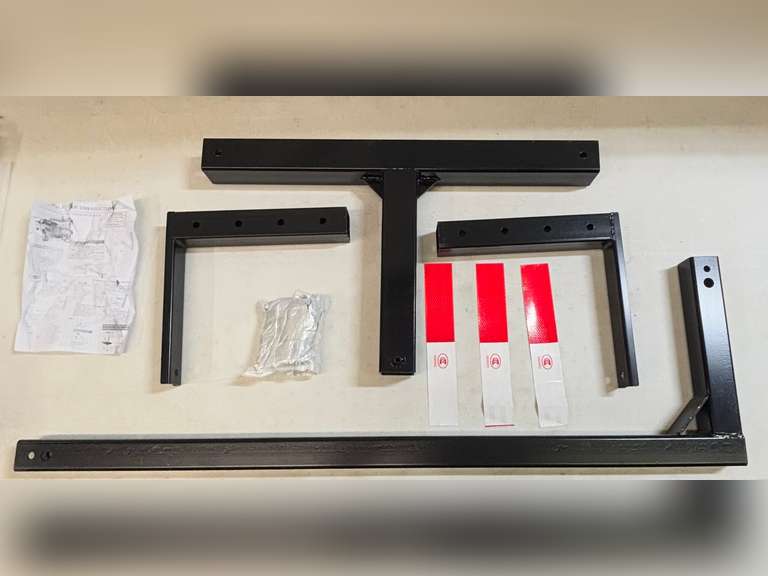 Hitch Mount Pick Up Truck Bed Extender