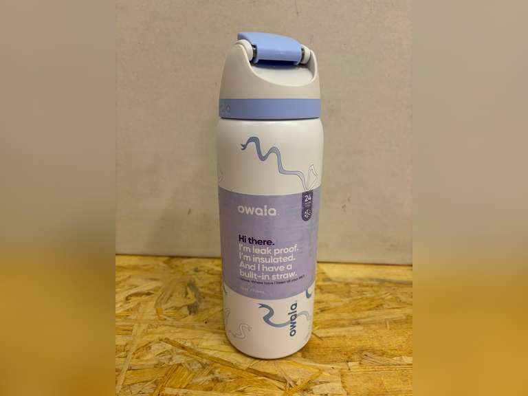 Owala Tied And True Blue Bows 32 Oz Freesip UO Exclusive