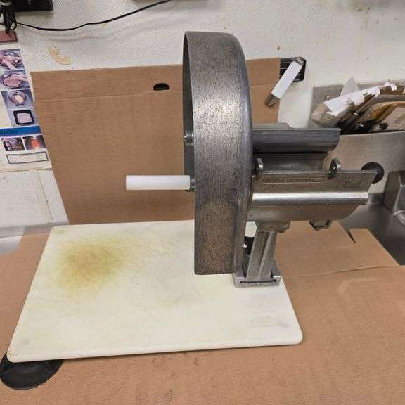 Nemco Hand Powered Meat Slicer with 9" Blade and 12" x 18" Cutting Board - Model # 55200AN