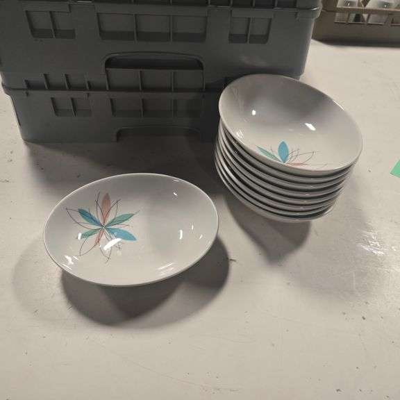 (9) Shenango 9" x 7.25" x 2.5" Ceramic Oval Bowls with Flower Decal