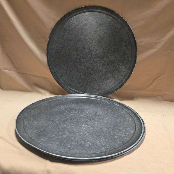 (4) 18" Steel Pizza Pans