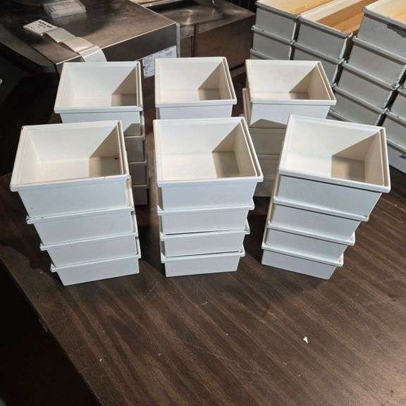 (24) Bon Chef Cast Aluminum Salad Bar Pan with Ceramic Coating - Model # 9522-N - 6.75" x 6.5" x 3"