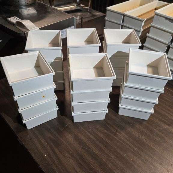 (24) Bon Chef Cast Aluminum Salad Bar Pan with Ceramic Coating - Model # 9522-N - 6.75" x 6.5" x 3"