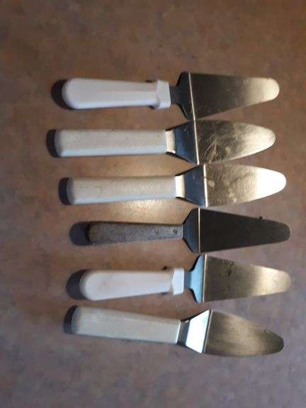 (6) Assorted 5" Stainless Steel Pie Servers